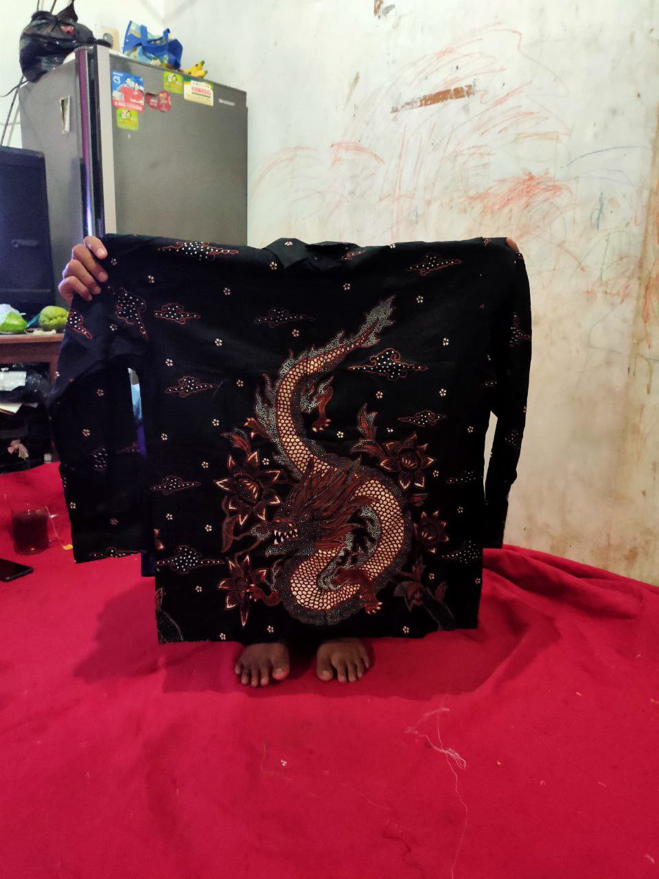 Kemeja Batik Pria Semi Sutra Shyntetic Exclusive Puring Istimewa Bahu Pakai Busa