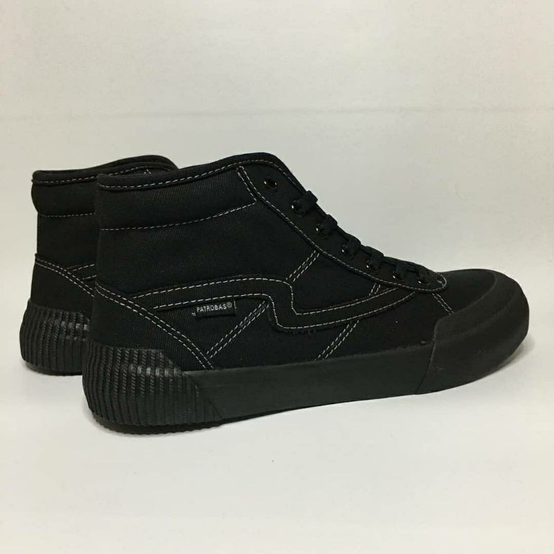 SEPATU PATROBAS ( QUIP HIGH ) FULL BLACK