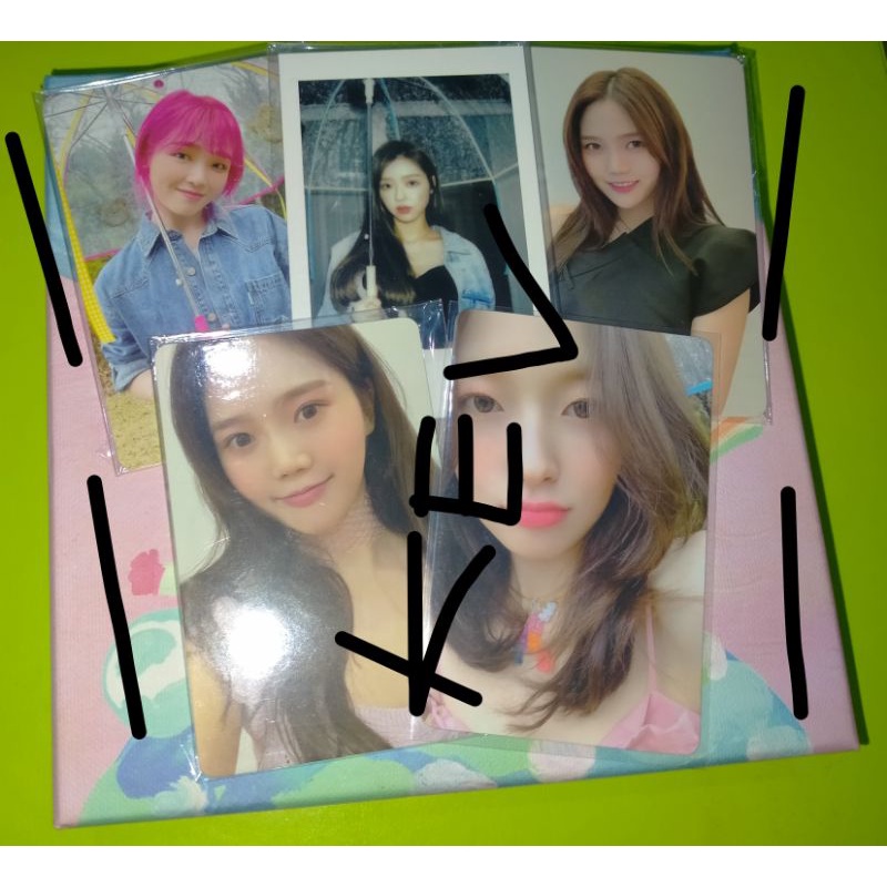 Album Oh My Girl DunDun Dance (Baca desk)