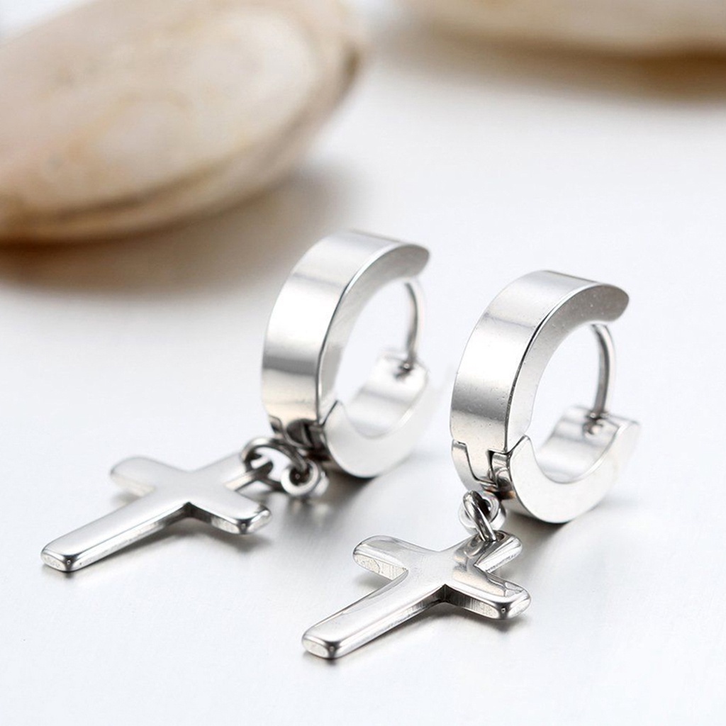 1 Pasang Anting Hoop Liontin Salib Bahan Stainless Steel Ramah Lingkungan Untuk Pria