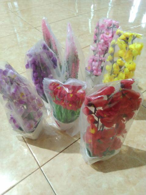 Bunga sakura artificial bunga sakura kuning dan vas Bunga sakura artificial bunga sakura kuning dan vas