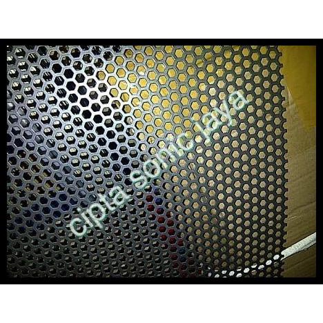 Ram Gril Box Speaker 54 X 118 Cm Import Hitam / Abu Abu