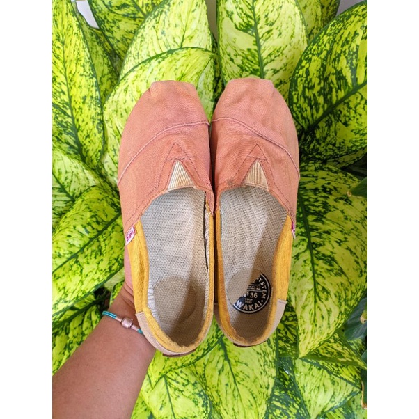 Preloved Sepatu Wakai Original Wanita uk 36 Insole 23cm Coklat Kuning