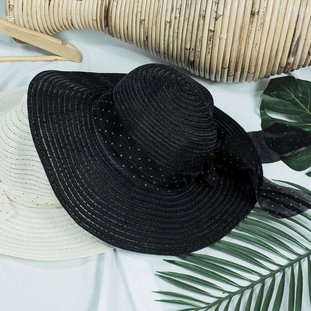 TOPI PANTAI RAJUT SUMMERHAT