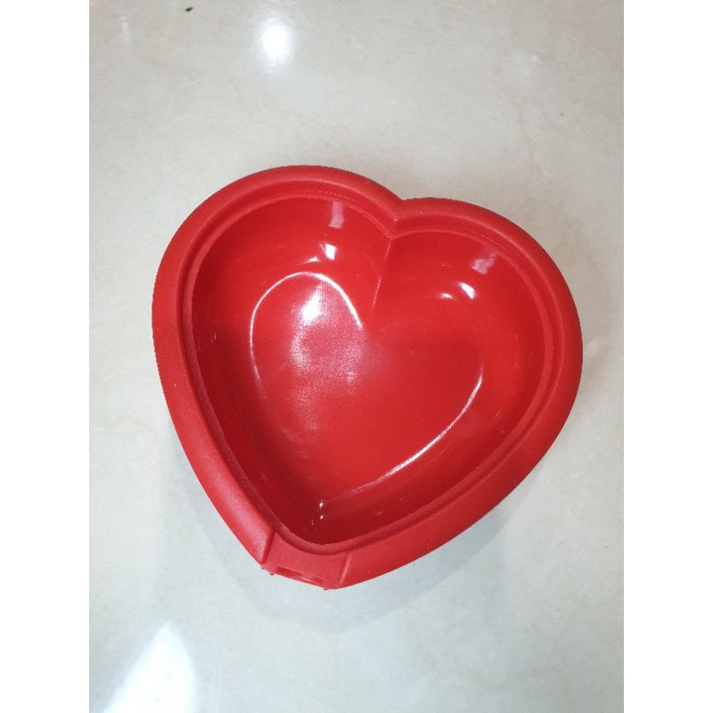 Cetakan silikon bentuk hati serbaguna. Cetak dekorasi nasi, es krim, coklat atau puding, dll.