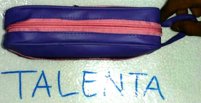 Tempat Pensil Kulit Pensil Case Reseleting Gambar Frossen / Doremon