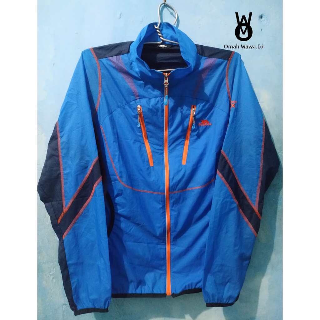Jaket Trespass Biru Dongker