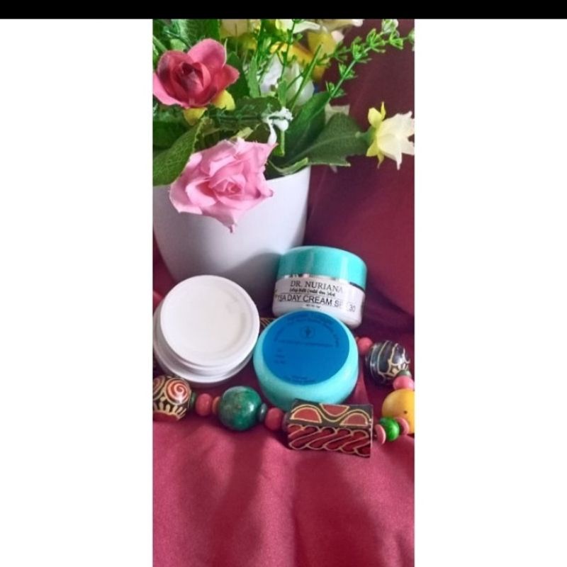 DR.NURIANA TSA CREAM SIANG KHUSUS FLEK & JERAWAT