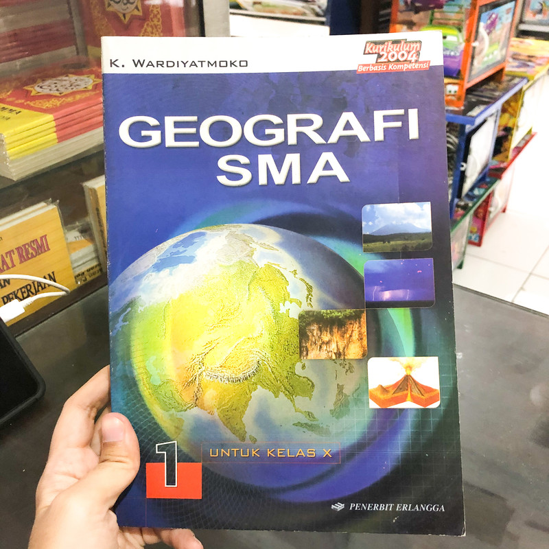 Buku Geografi SMA untuk Kelas 10 (Buku Belajar)