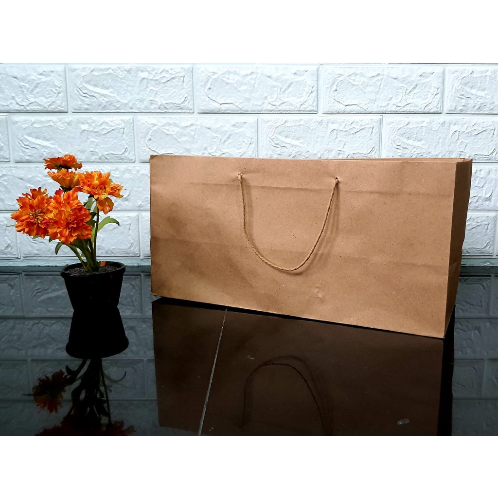 

Paperbag Brownies Polos Uk. 35 x 15 x Tinggi 17 cm