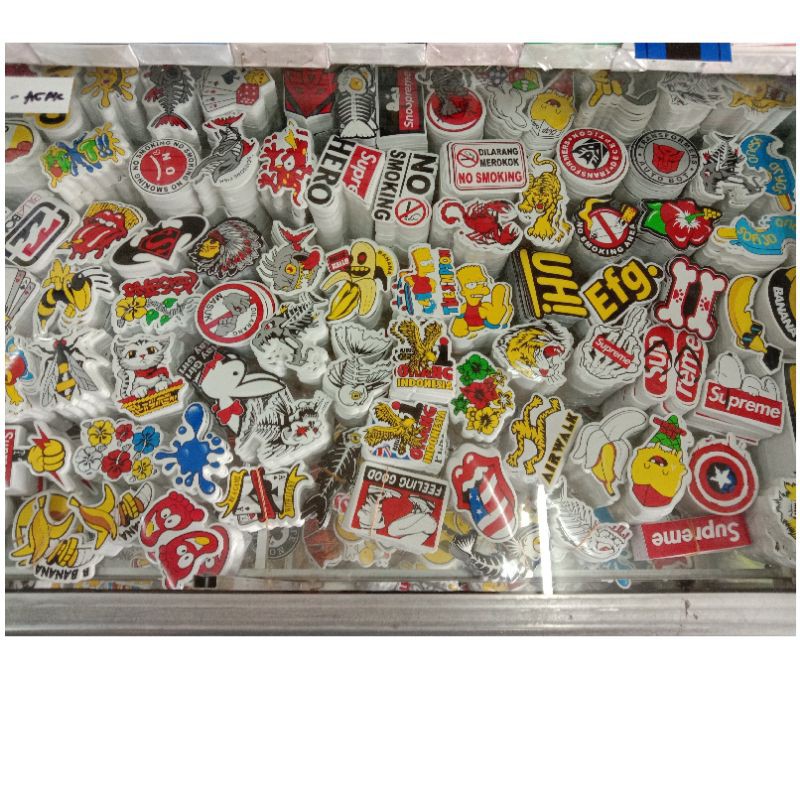 

Sticker Karakter kartun random dll