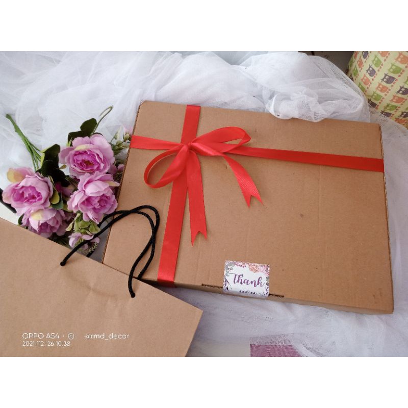 

totebag polos totabag kertas kado hamperts pita kado bungkus kado tas bag