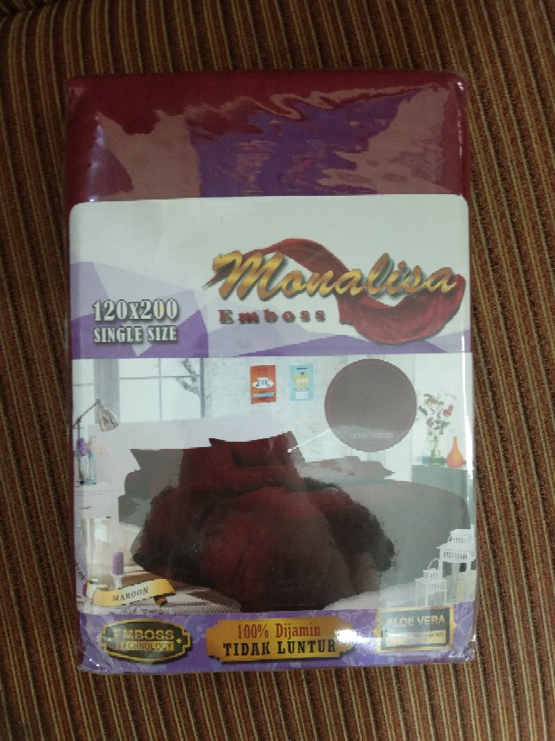 Monalisa Sprei Polos Jacquard 120x200 Warna Marun / Merah Hati
