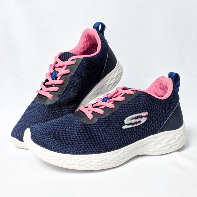 Sepatu Senam Sneakers Wanita  Flyknit Import Korea Sepatu Slop Wanita Model Korea Sepatu Sketchers Wanita Go Elite