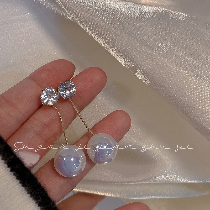 Anting Lapis Emas 14K Dengan Liontin Mermaid Aksen Mutiara Bahan Zirkon Untuk Wanita