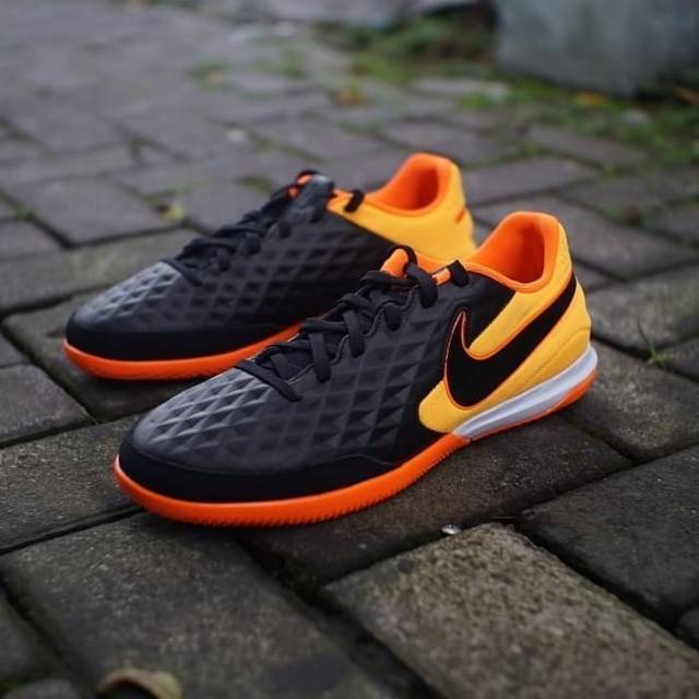 Sepatu Futsal Nike Tiempo legend 8 IC