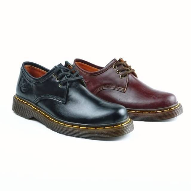 SEPATU PRIA CASUAL DOCMART KULIT ASLI 1060