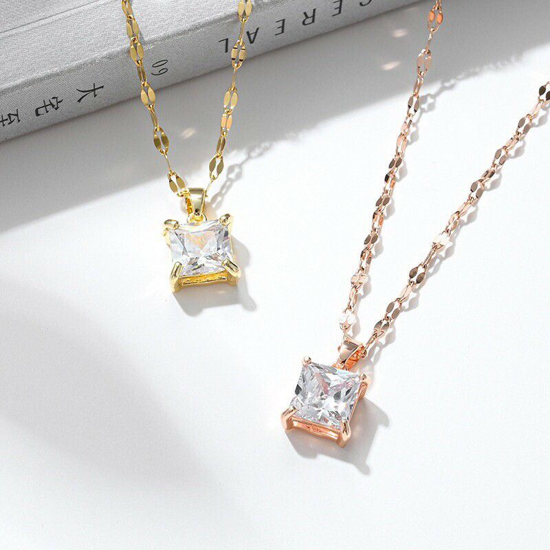 GG Kalung Diamond Kotak Rantai Ulir Titanium