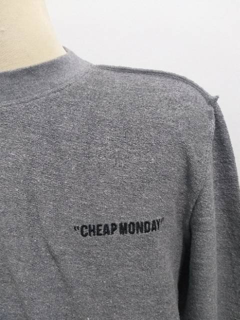 CH*AP M*NDAY MEN SWEATSHIRT-ORIGINAL