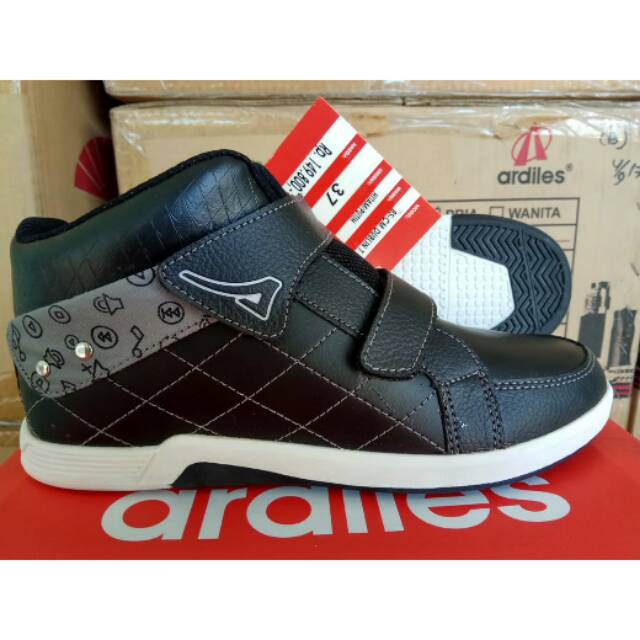 Sepatu Ardiles SD SMP Anak Remaja