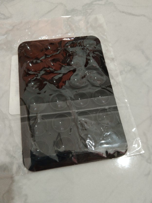 Mobile Phone Wall-mounted Square Self-adhesive Sucker Silicone Suction Cups In The Car Home Storage Rack