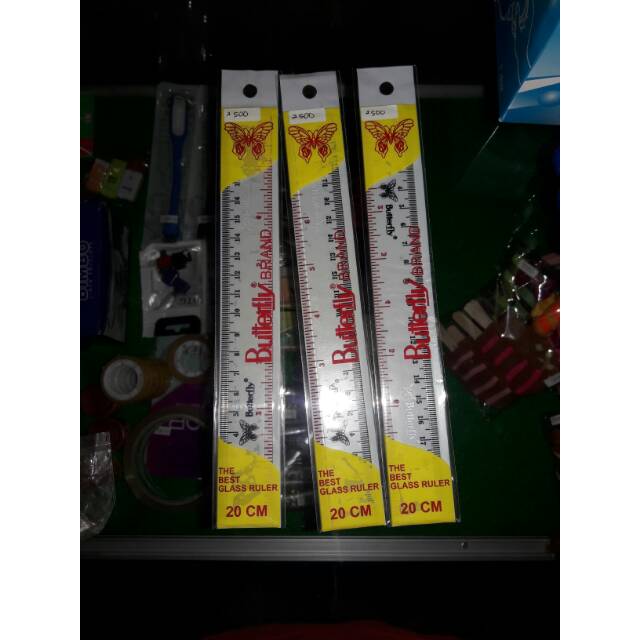 

Penggaris Buterfly