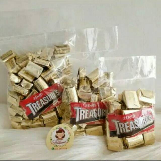 

Delfi Treasures Almond