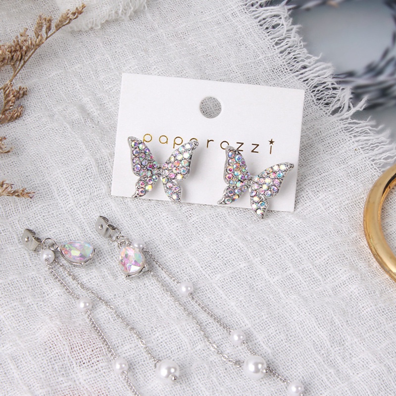 1 Pasang Anting Tusuk Gantung Panjang Wanita Desain Kupu-Kupu Hias Mutiara + Berlian Imitasi Untuk Pesta