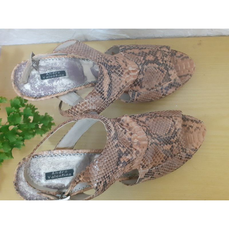 sepatu andre valentino