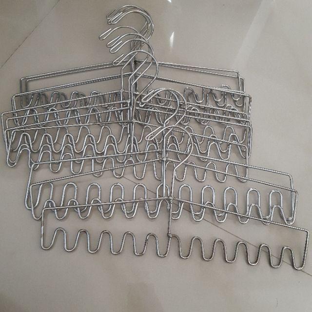 Hanger Sisir 12 / Gantungan Hanger 12