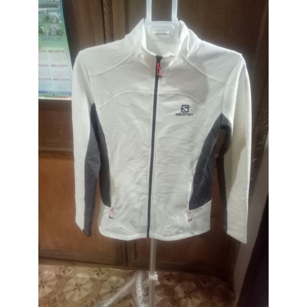jaket gunung bekas jacket outdoor second salomon