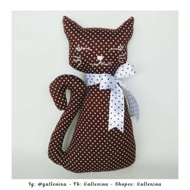 Boneka Kucing Polka Coklat