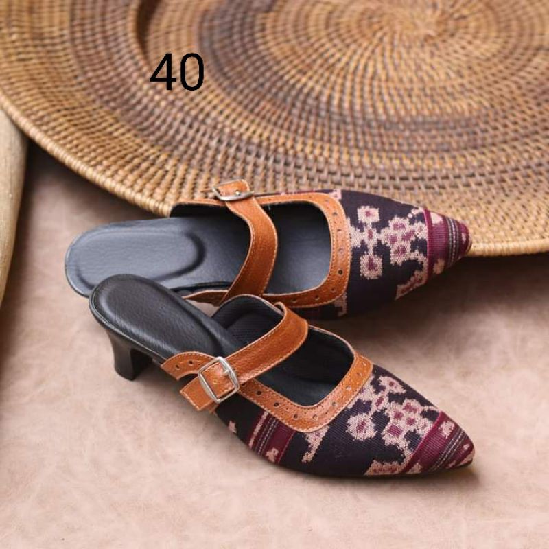 SEPATU ETNIK WANITA, SEPATU TENUN BOTI NTT, SEPATU HAK ETNIK