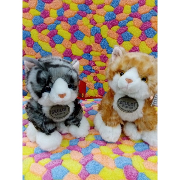 boneka kucing anggora