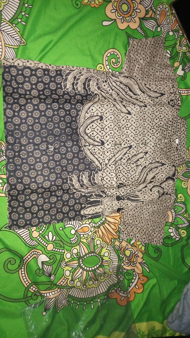 Maura Coupel Batik Couple Keluarga Sania Ruffle Ori Ndoro Jowi Dnt Motif Manuk Tarung