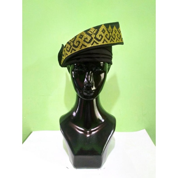 TANJAK/TENGKOLOK/DESTAR TENUN SULAM EMAS ASLI MELAYU