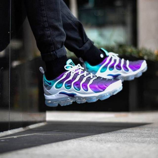 SEPATU NIKE VAPORMAX PLUS "GRAPE" PREMIUM ORIGINAL. SEPATU NIKE MURAH. SEPATU RUNNING