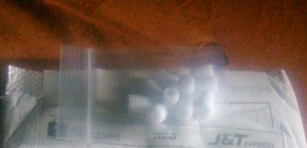 (cr) 1 Kantong Klip Masker Bahan Silikon Elastis Anti Slip