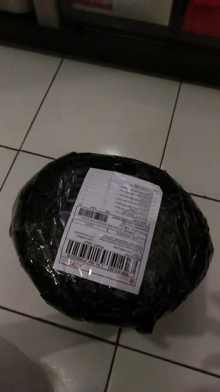 Pot Bunga Tanaman Tawon Putih 18cm +tatakan Bawah