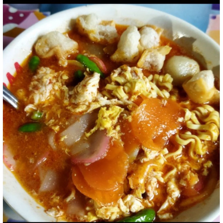 

Seblak enak komplit l Yalo Jajan