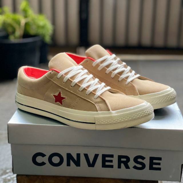 Sneakers pria Converse One Star Cream Red