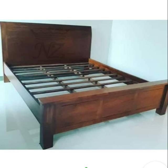 Set kamar tempat tidur minimalis