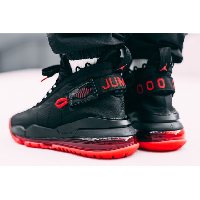 Sepatu Sneakers Basket Pria Nike Air Jordan Proto Max 720 ‘Bred’ Premium original