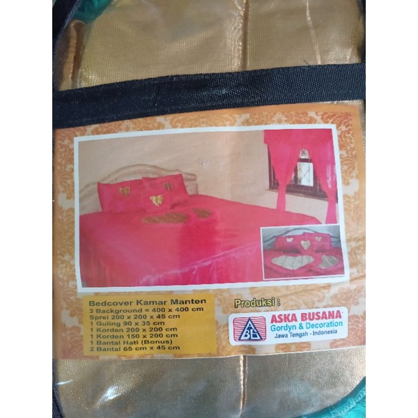 Bedcover Kamar Pengantin Set Dinding Dekor