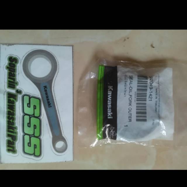 Seal shock depan ninja 250 karbu