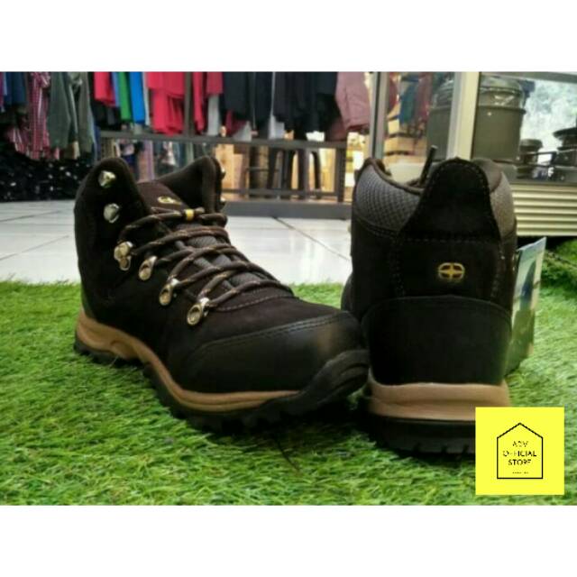 Sepatu outdoor / gunung merk Phyton Cotrek