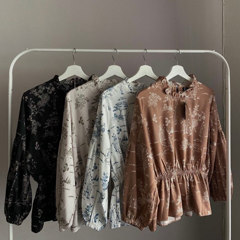 Village Crinkle Blouse outfix