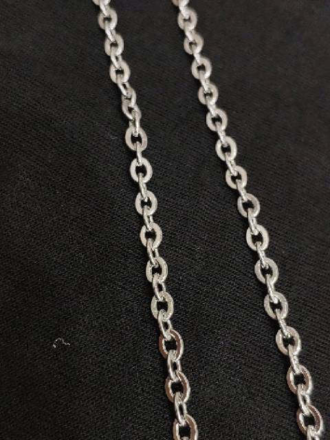 Kalung titanium model nuri warna silver panjang 45cm