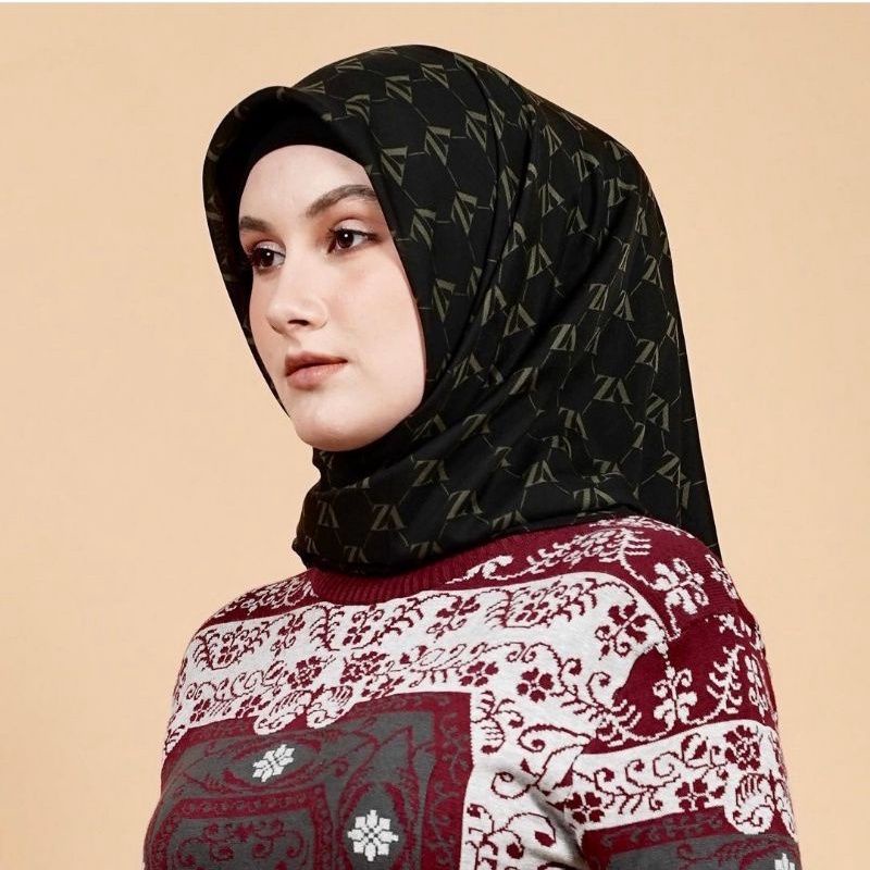 Vivi Zubedi Monogram Scarf Black Ombre