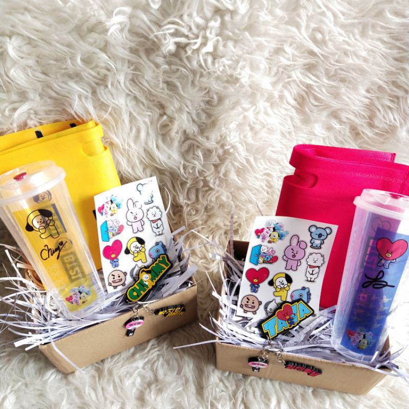 Kado Hadiah Hampers Gift Reusable Cup KPop